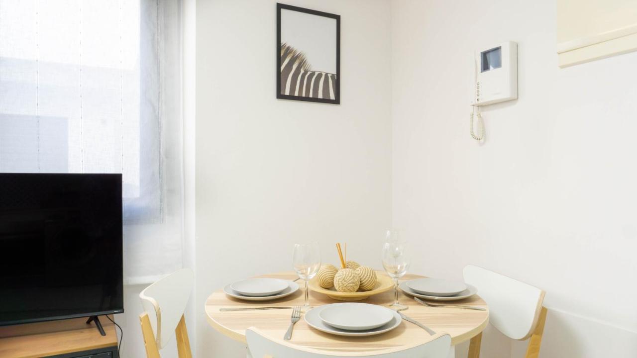 Apartment Dos Aceras Málaga Eksteriør billede