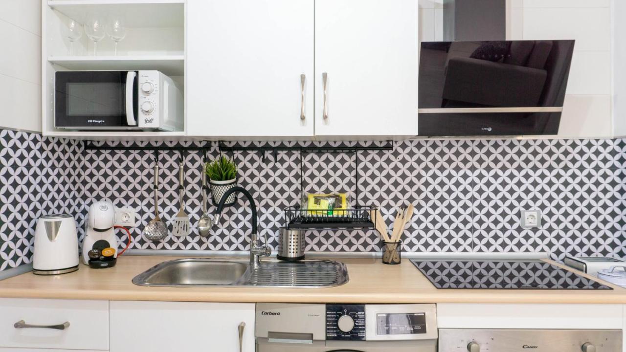 Apartment Dos Aceras Málaga Eksteriør billede