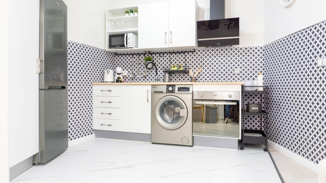 Apartment Dos Aceras Málaga Eksteriør billede